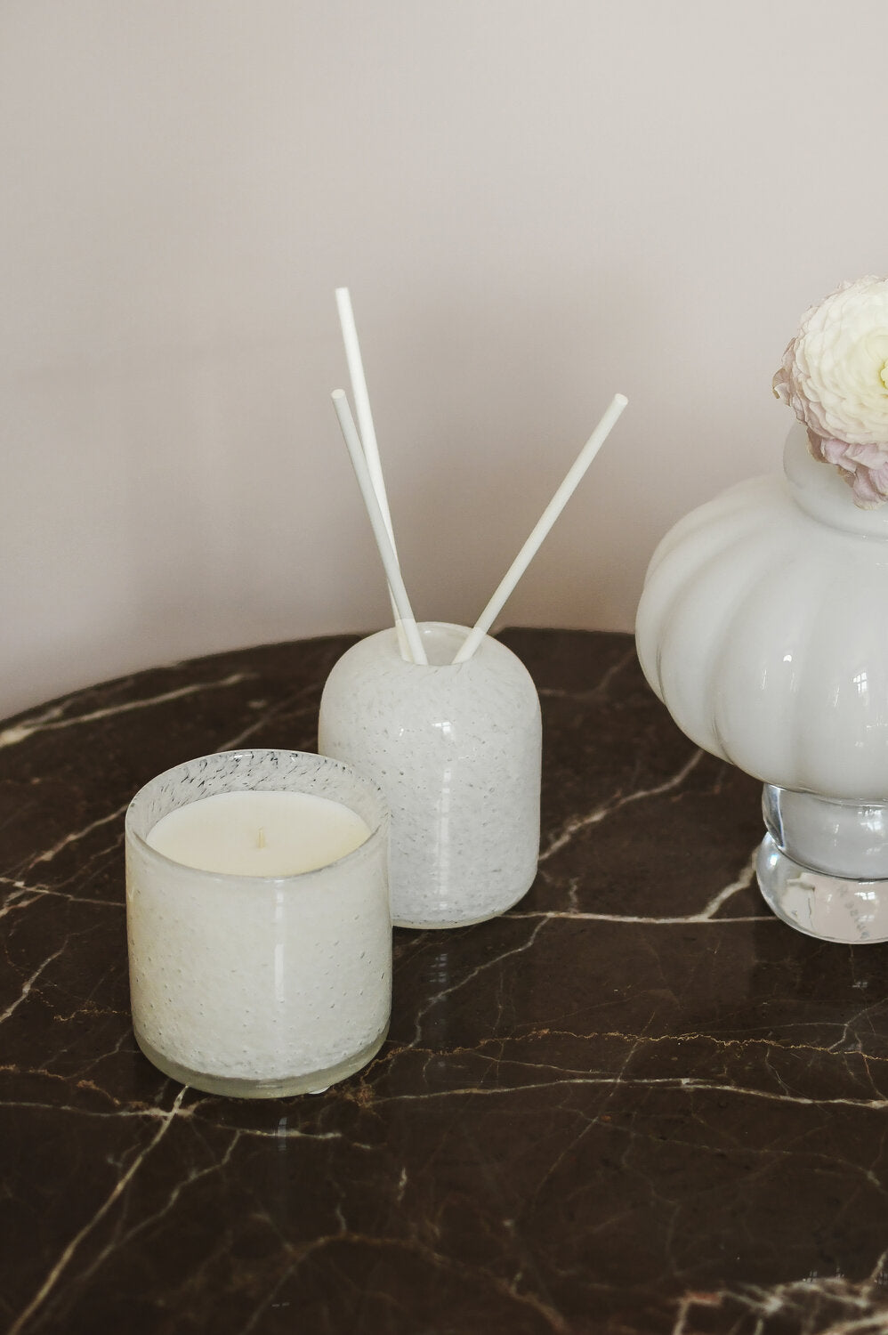 Duftlys, hvid - Grapefruit